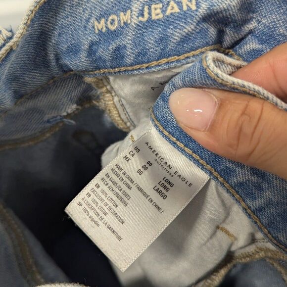American Eagle Size 00 Long Distressed Mom Jeans - Picture 7 of 8